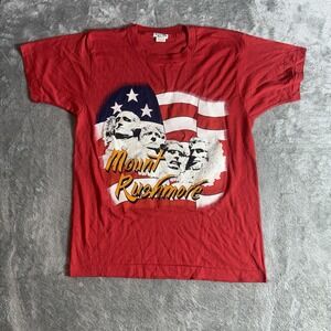 Vintage 80s Mount Rushmore T-Shirt Medium Red Screen Stars Sherry Mfg